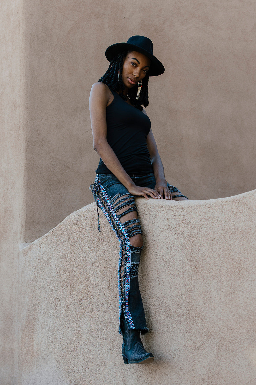 Native Trim Lace-up Jeans