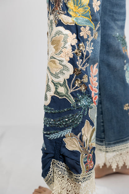 Redhead Goddess Ruched-Hem Jeans
