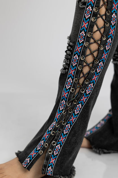 Native Trim Lace-up Jeans